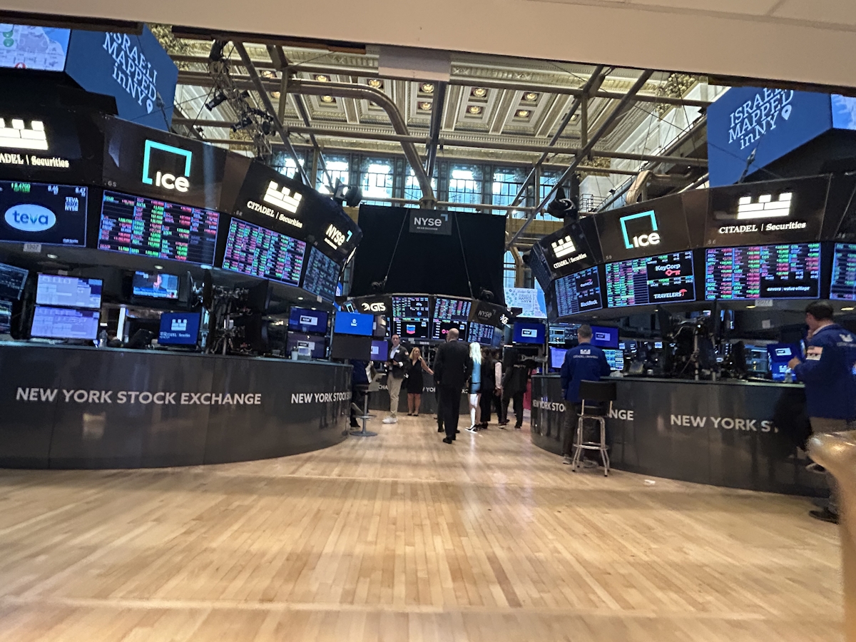 Visiting the NYSE as a part of a week trip in NYC during the internship. During this time, I also competed in a trading simulation.
